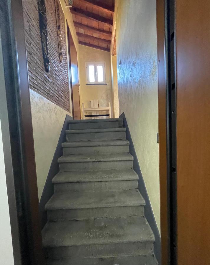 Apartamento Il Cappellaio Matto Livorno Exterior foto